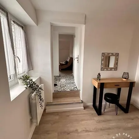 Montigny 2 Apartment